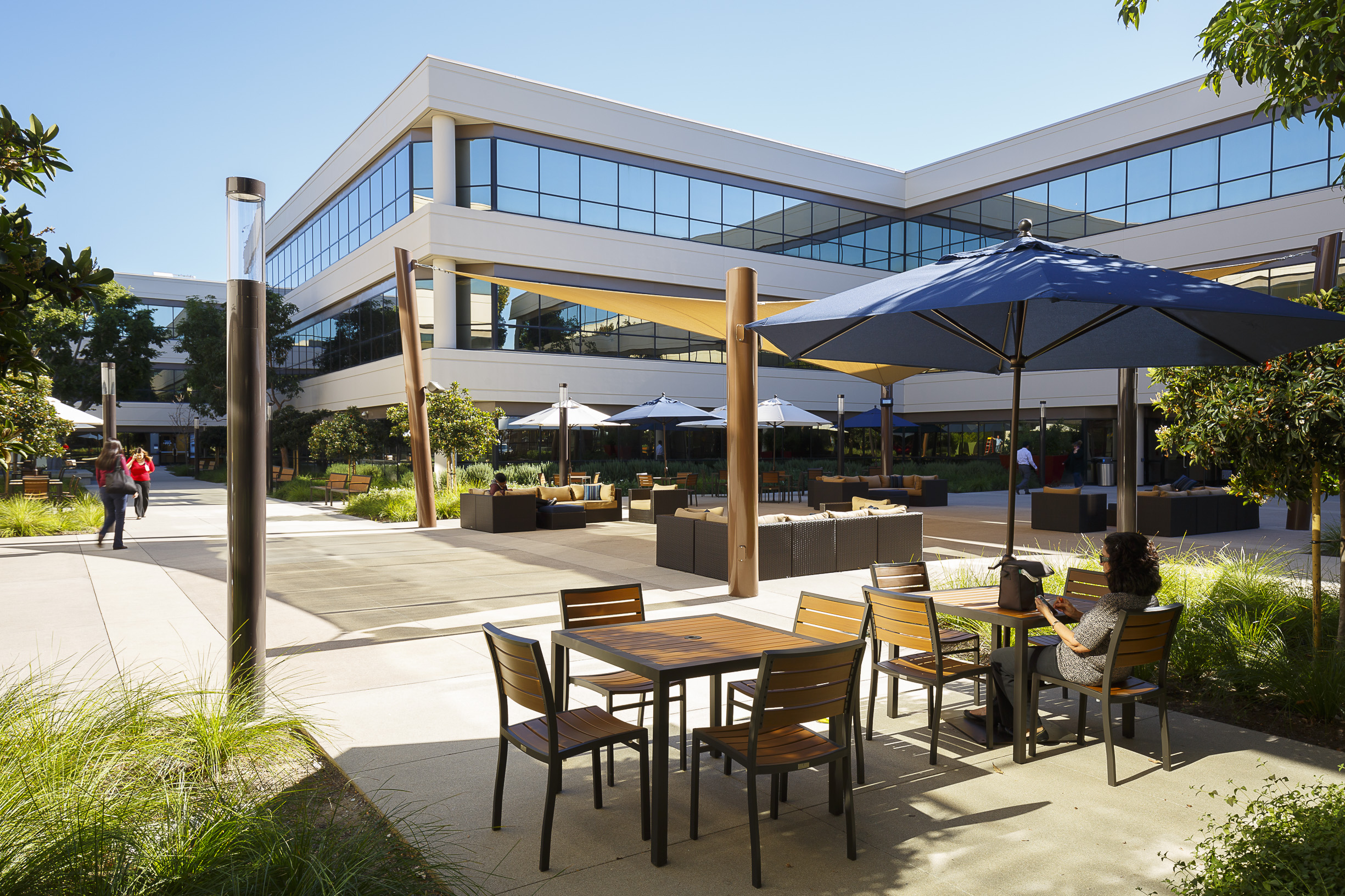 MEMORIAL CARE LANDSCAPE IN FOUNTAIN VALLEY